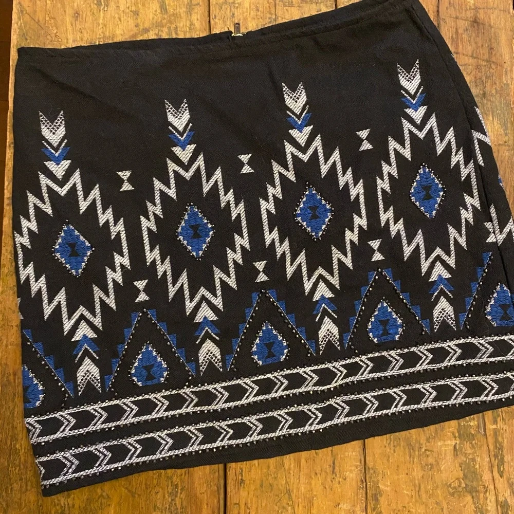 Aztec Patterned Mini Skirt - Picture 2 of 3